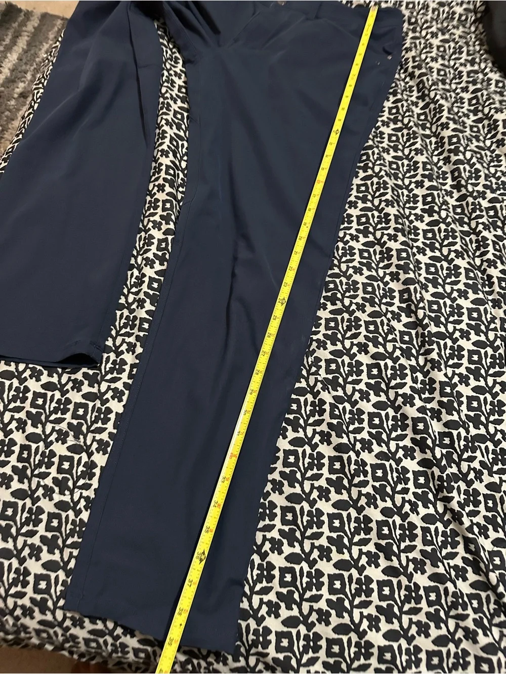 Lululemon ABC Slim Fit Warpstreme Pants Mens Sz 34 Navy Blue Chino Preppy